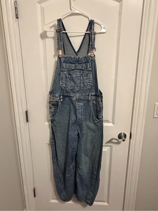 GAP Pants - Gap Barrel Denim Overalls in Medium Blue